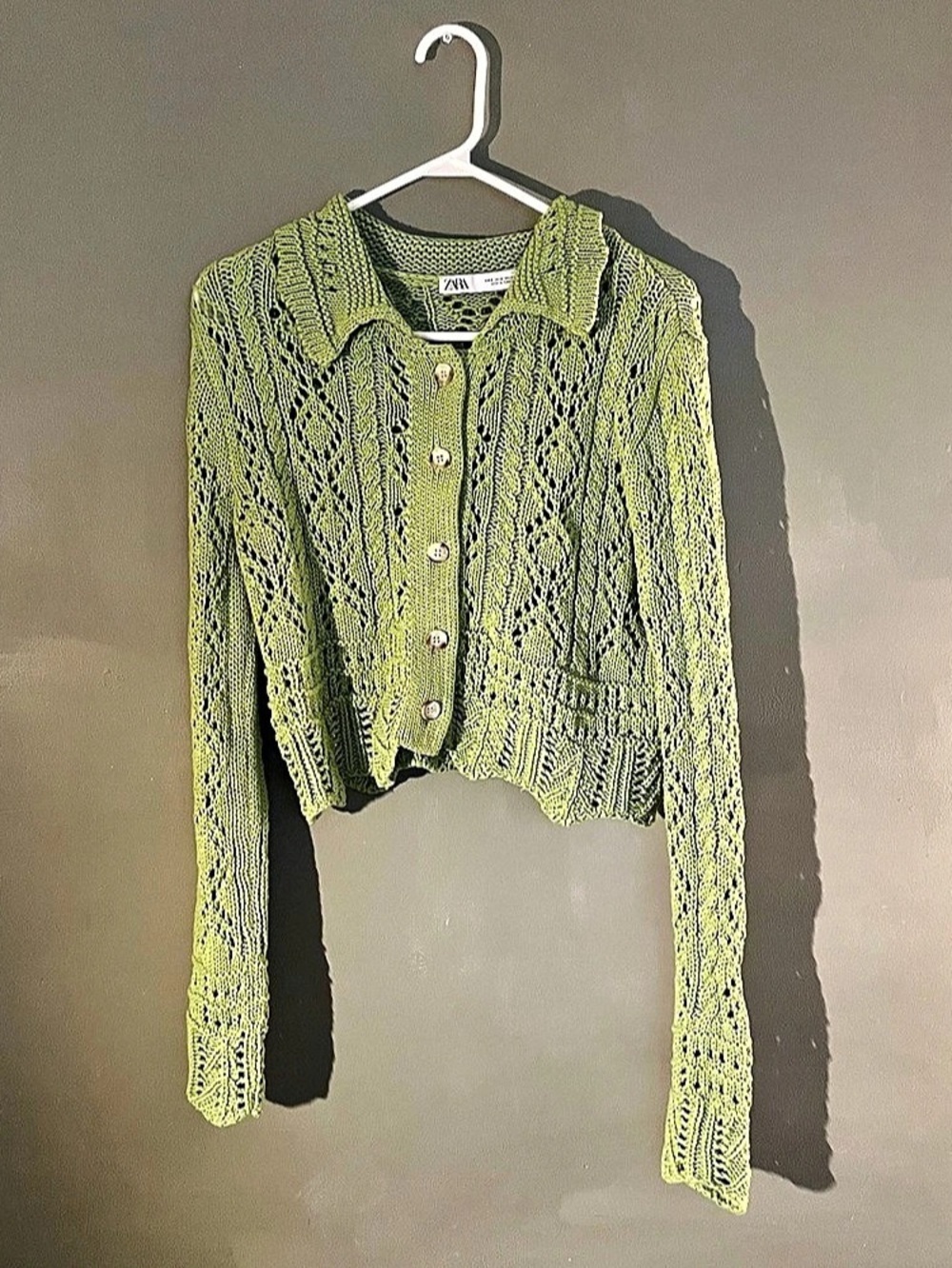 Zara Open Knit Cropped Cardigan in Green Size Medium